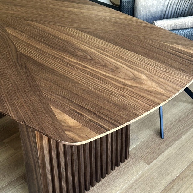 LAMBRO(���֥�)�����˥󥰥ơ��֥�