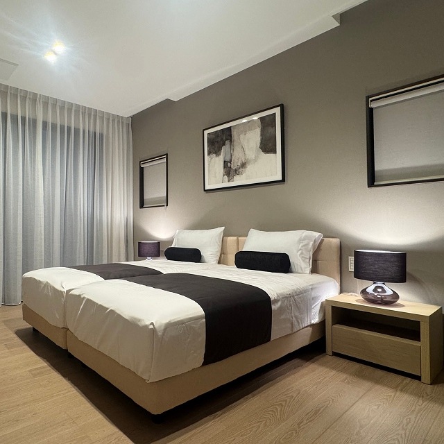 �ơ��֥���ס�308-6680-BK-E26��