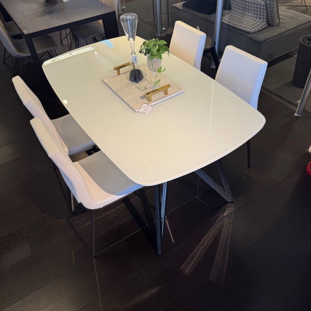 Dining Table��BLANKA�ڰ���Ź��