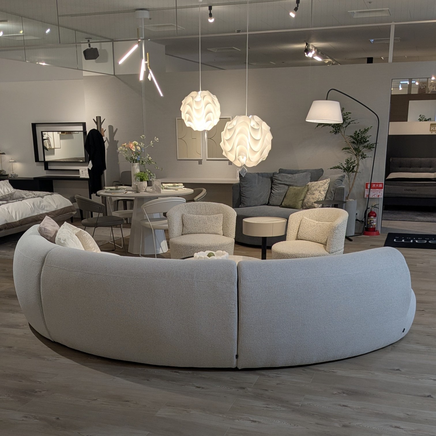 RAVENNA(��������)3P���ե�