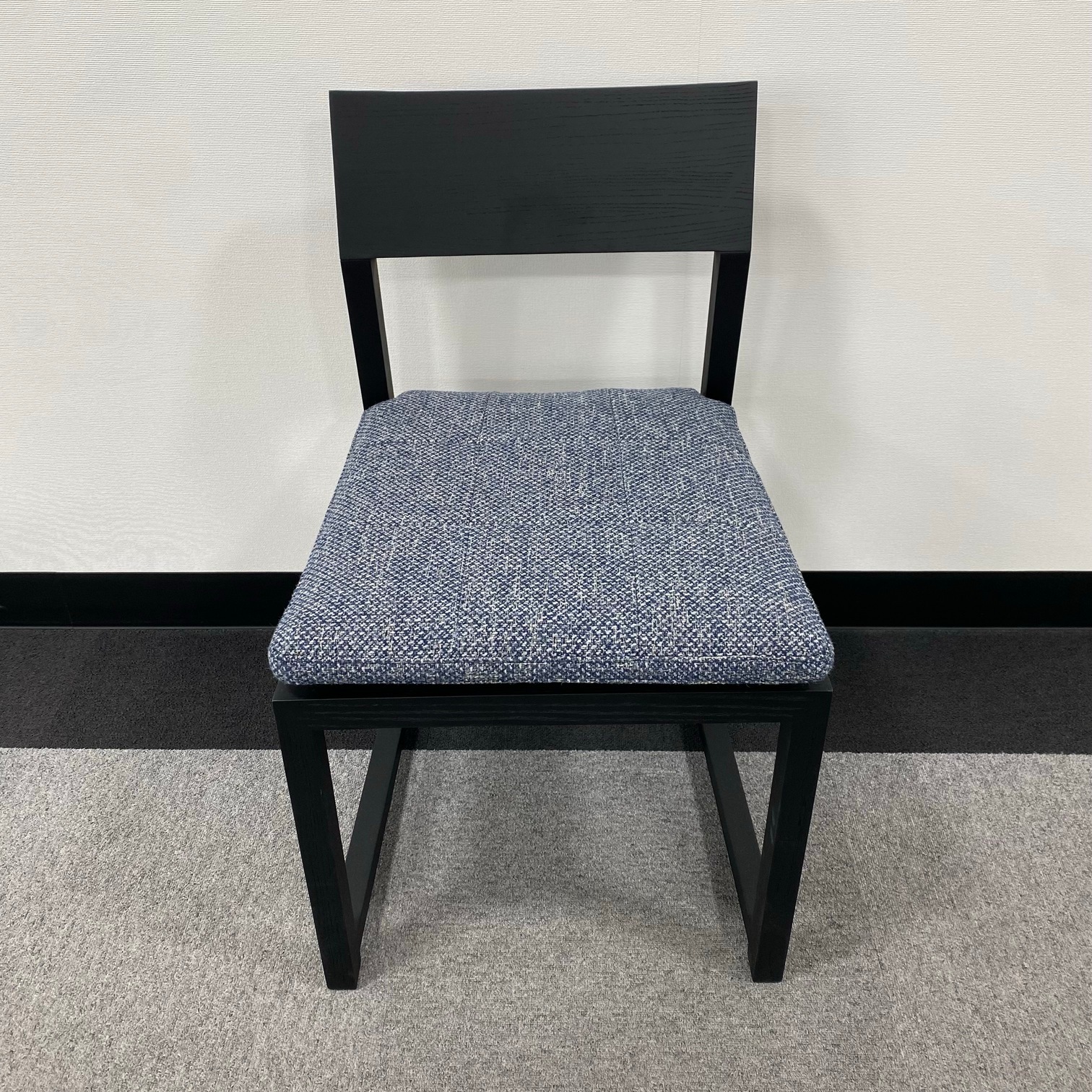 Dining Chair��BASSO�ˡڲ���Ź��