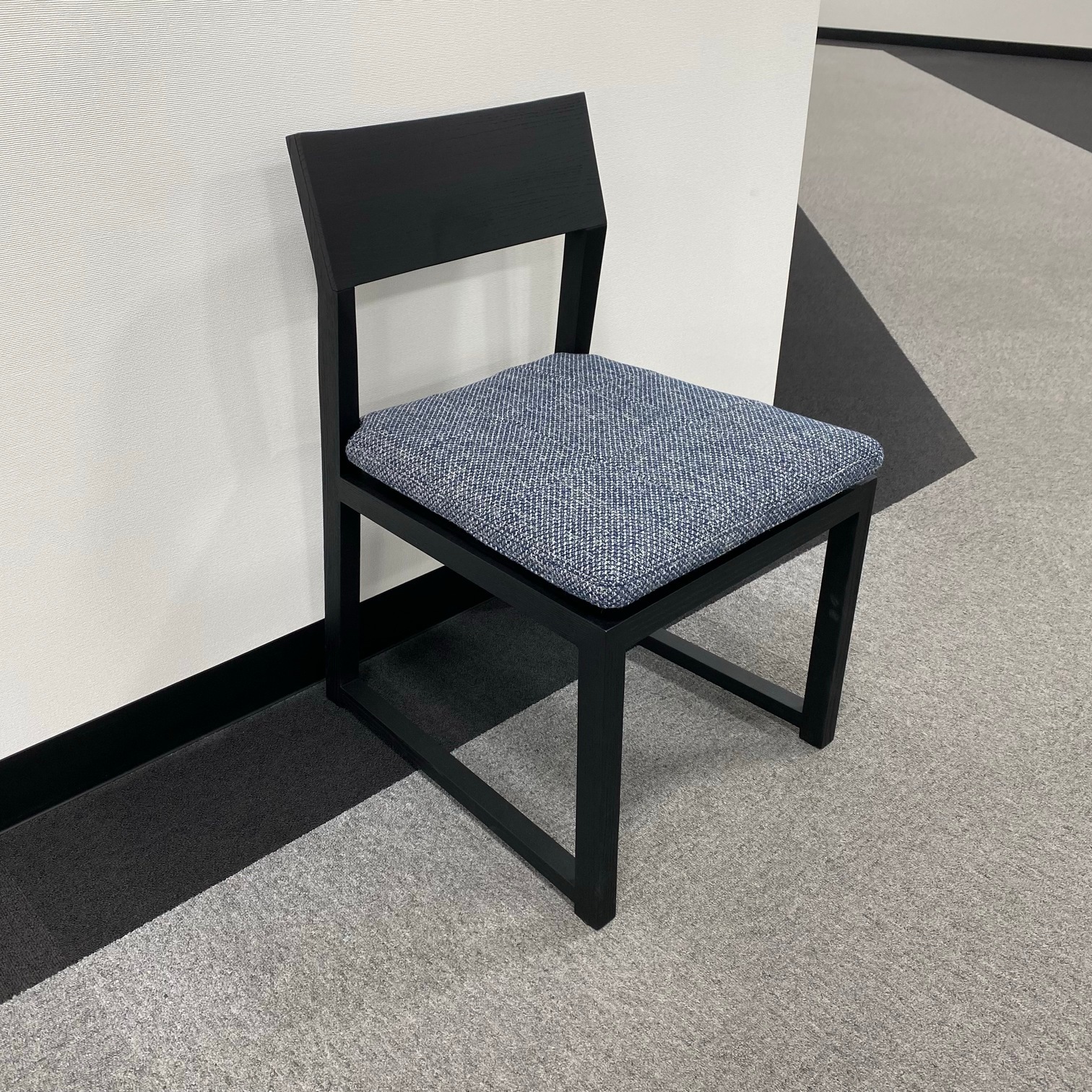 Dining Chair��BASSO�ˡڲ���Ź��