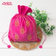 ◆期間限定セール◆【asta】パイナップル刺繍の大きめ巾着袋｜Porta treco abacaxi|バッグ|レディース