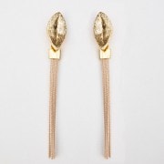 【moema】モエマ リーフモチーフBuritiロングピアス | ナチュラル×ゴールド|アクセサリー|レディース