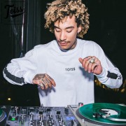 【TOISS】トイスロングTシャツアームラインデザイン | ホワイト