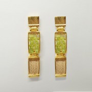 moema モエマ ストーンデザインスクエアBuritiピアス | ナチュラル×ライトグリーン|アクセサリー|レディース