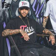 【TOISS】トイスTred ロゴTシャツ ブラック　ネイマールブランド|メンズウエア|TOISS（ネイマールブランド）