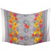 リゾートフラワー柄 トライバル【ブラジルカンガ】大判クロス ホワイトマルチ パレオ|ブラジルカンガ（パレオ）