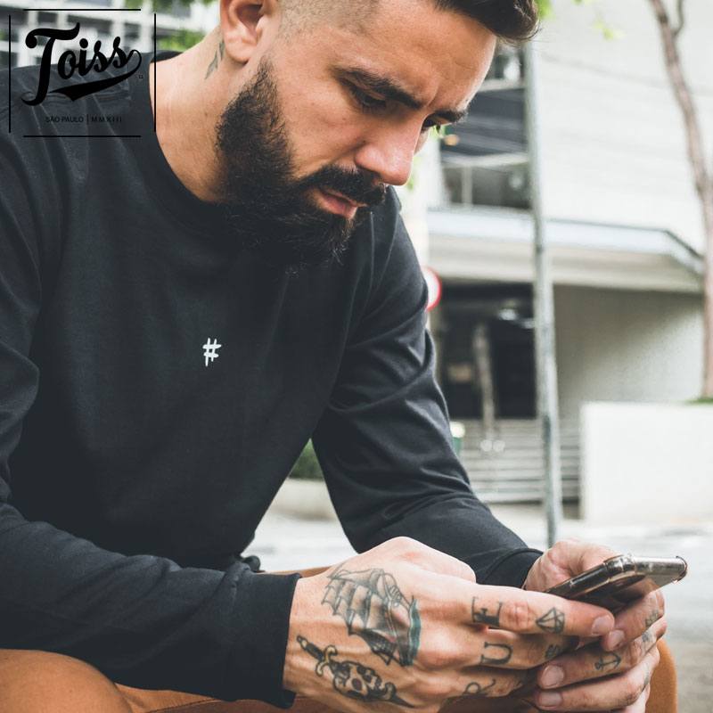 ネイマールブランド【TOISS】#3ラインデザインロンT ブラック TOISS】#3ラインデザインロンT ロングTシャツ ブラック