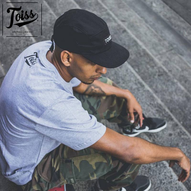 ネイマールブランド【TOISS】スラングTシャツ グレー ネイマール愛用ブランド】TOISS スラングTシャツ グレー|TOISS