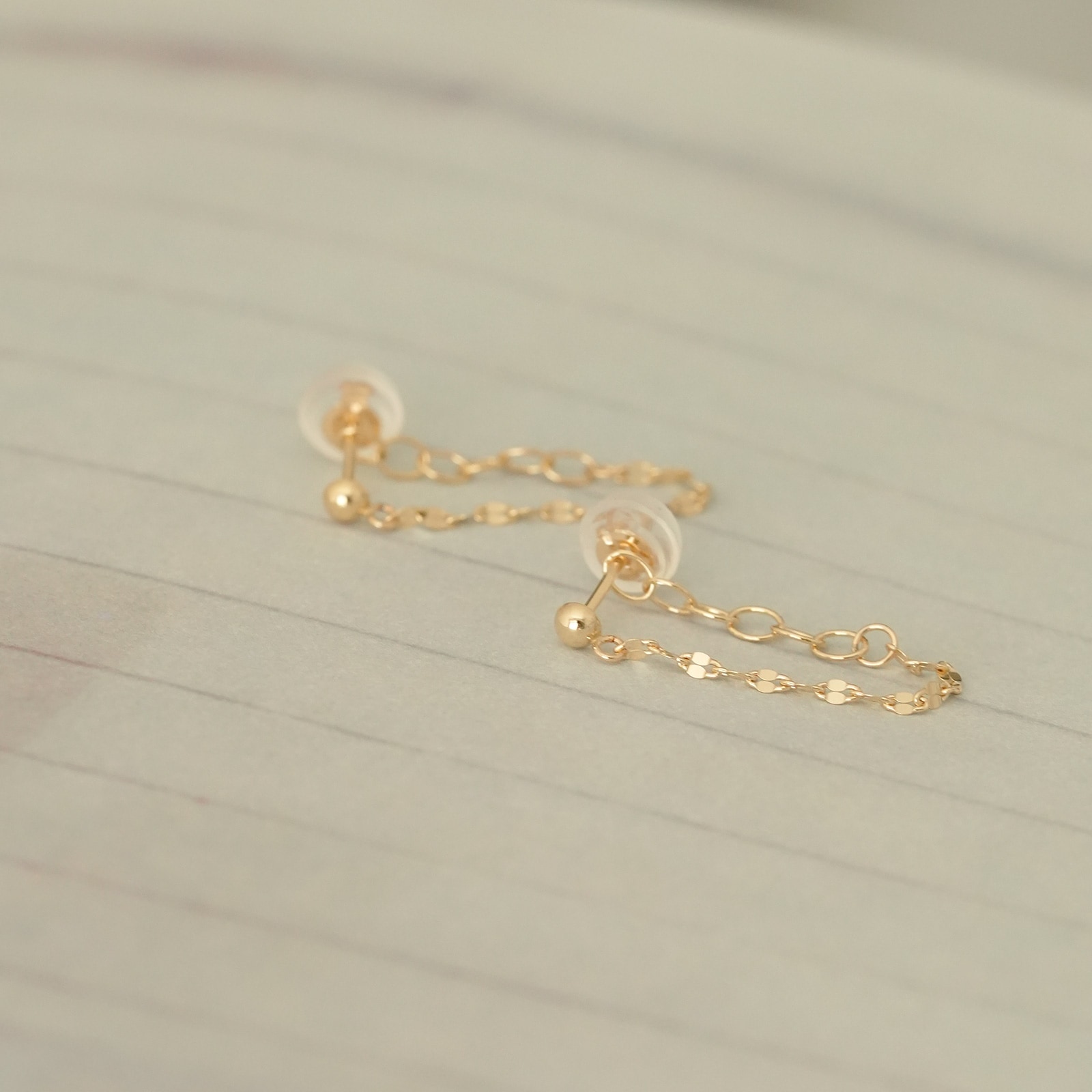 Petal Chain Hoop Pierce - Azuki（ペタルチェーンフープピアス - アズキ）　SYMPATHY OF SOUL Style（シンパシーオブソウルスタイル)