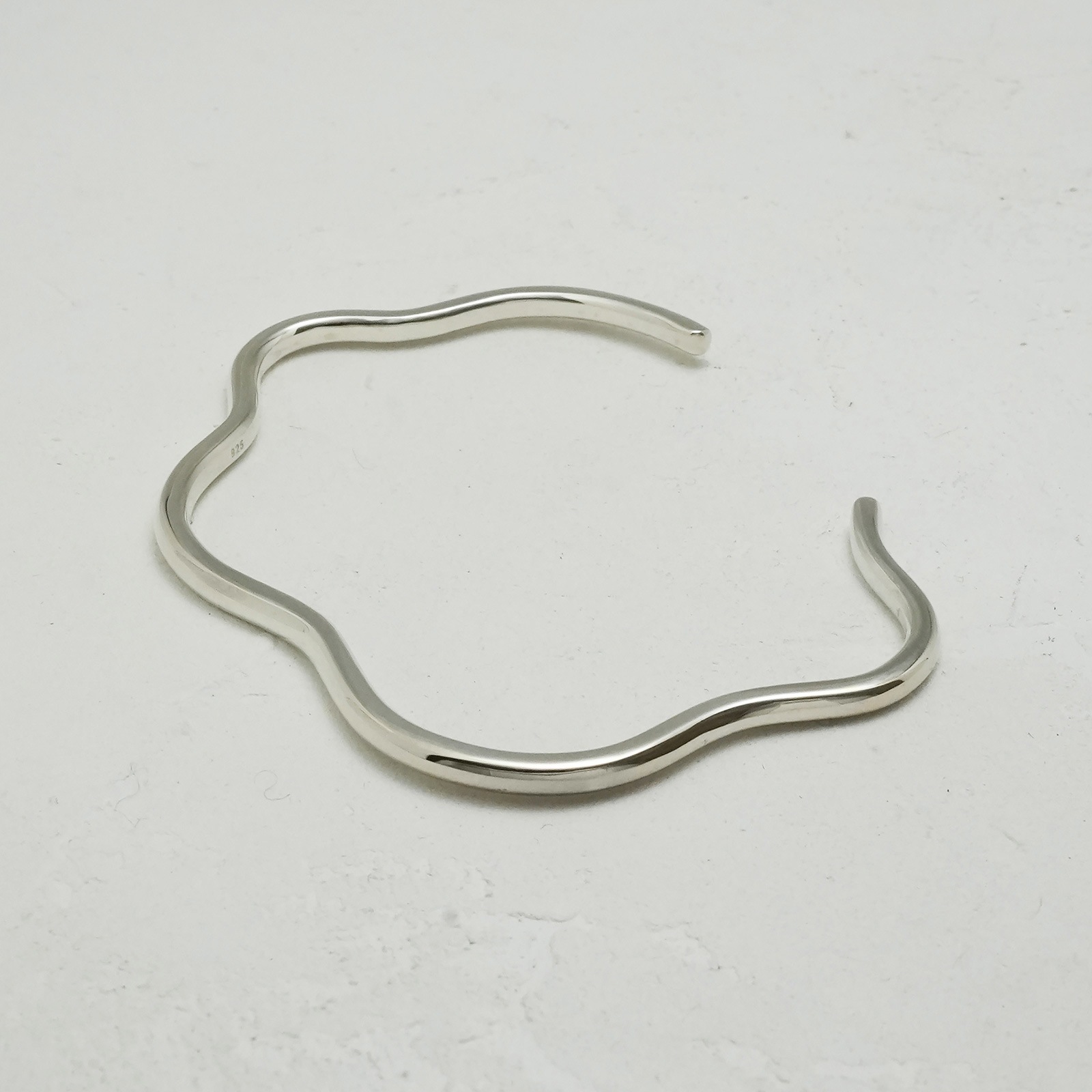 Cloud Bangle（クラウドバングル）　SYMPATHY OF SOUL Style（シンパシーオブソウルスタイル)