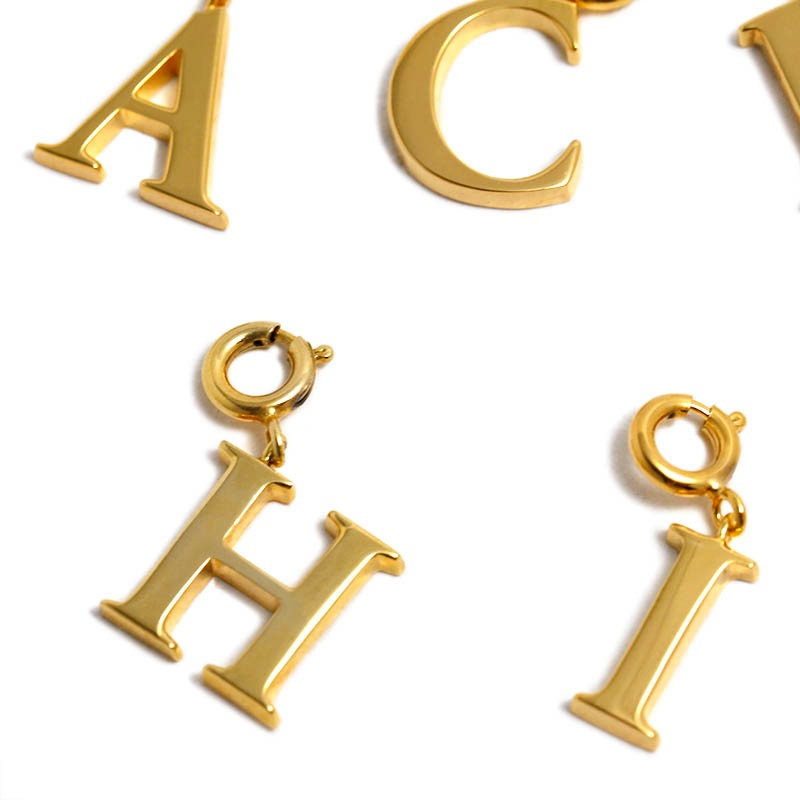 Initial Charm Pendant - Gold Plated（イニシャルチャームペンダント - ゴールドコーティング）　SYMPATHY OF SOUL Style（シンパシーオブソウルスタイル)