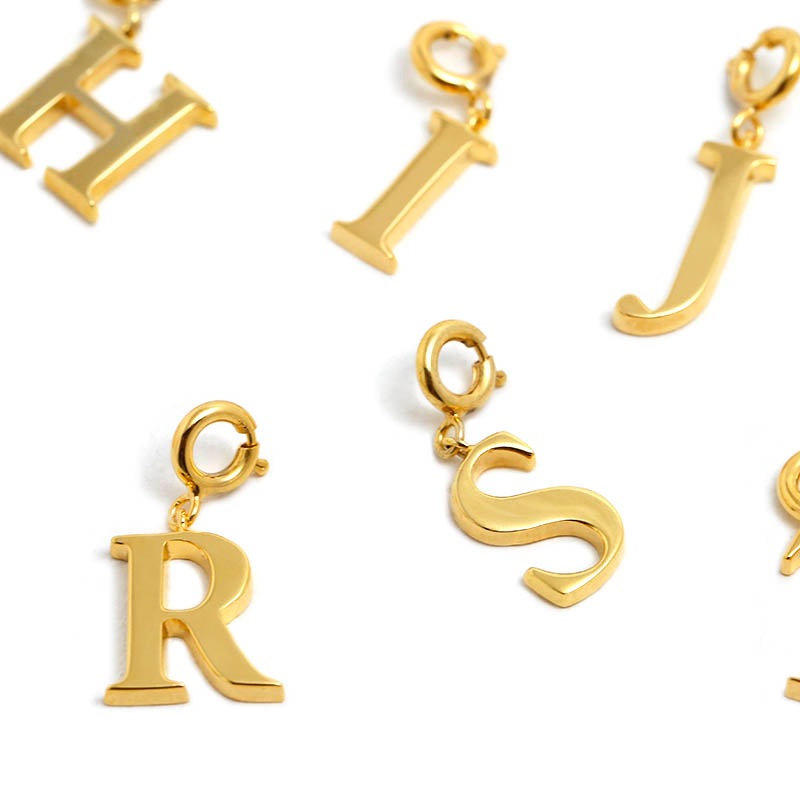 Initial Charm Pendant - Gold Plated（イニシャルチャームペンダント - ゴールドコーティング）　SYMPATHY OF SOUL Style（シンパシーオブソウルスタイル)