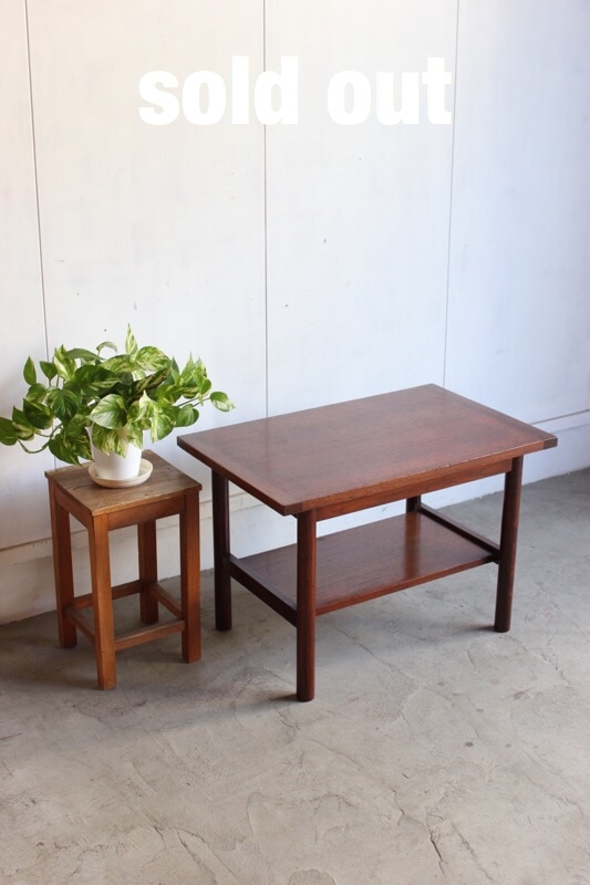 ソファテーブル