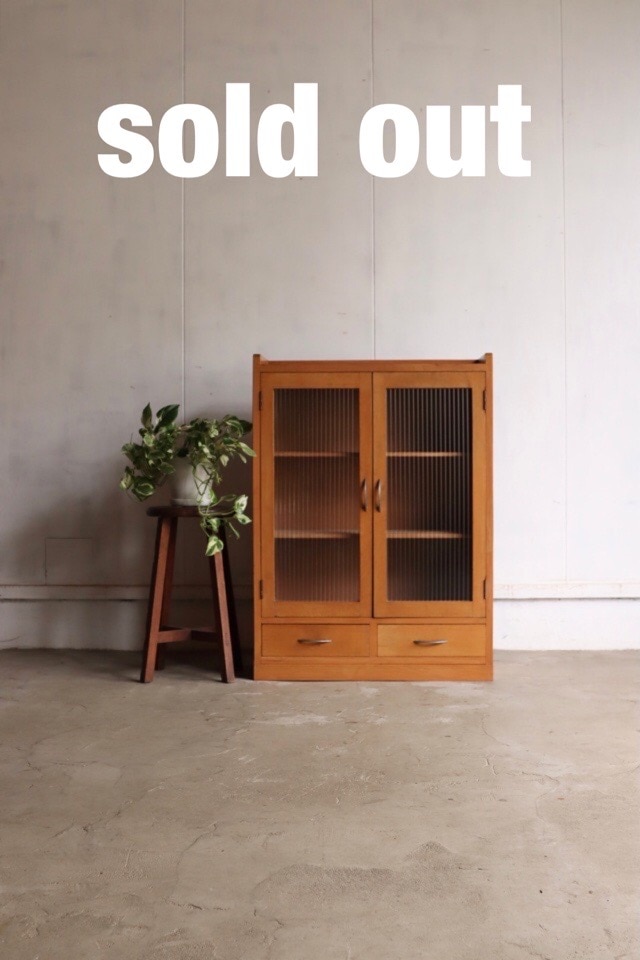 モールガラスの戸棚 | 全ての商品 - 古家具古道具 そうすけ