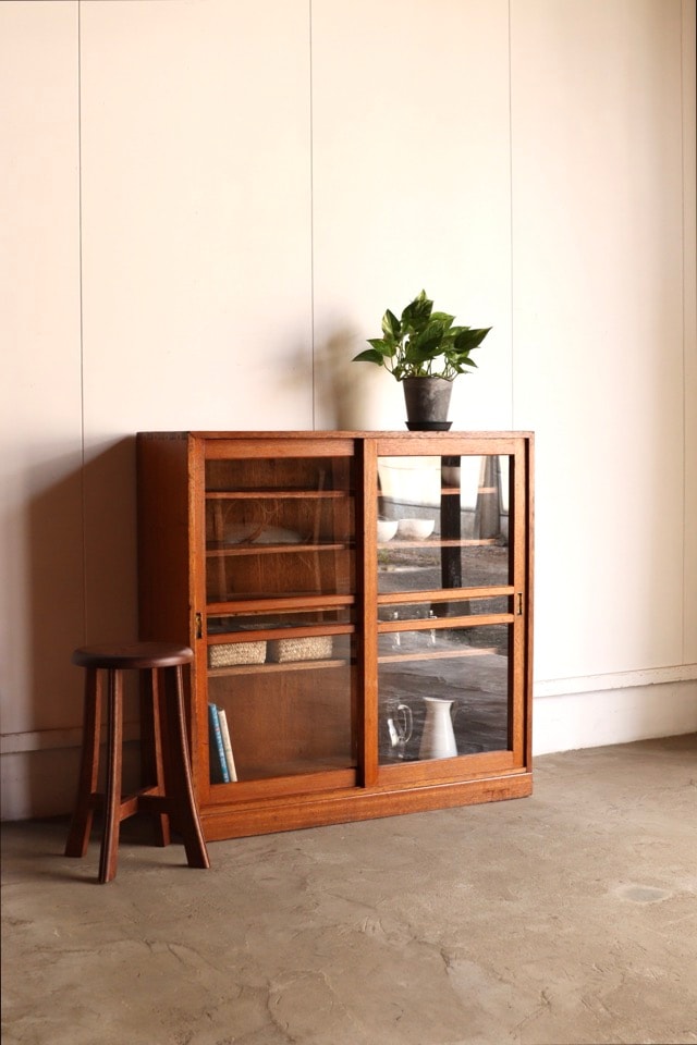 引戸棚/水屋箪笥,ガラス引戸棚 | 古家具古道具 そうすけ