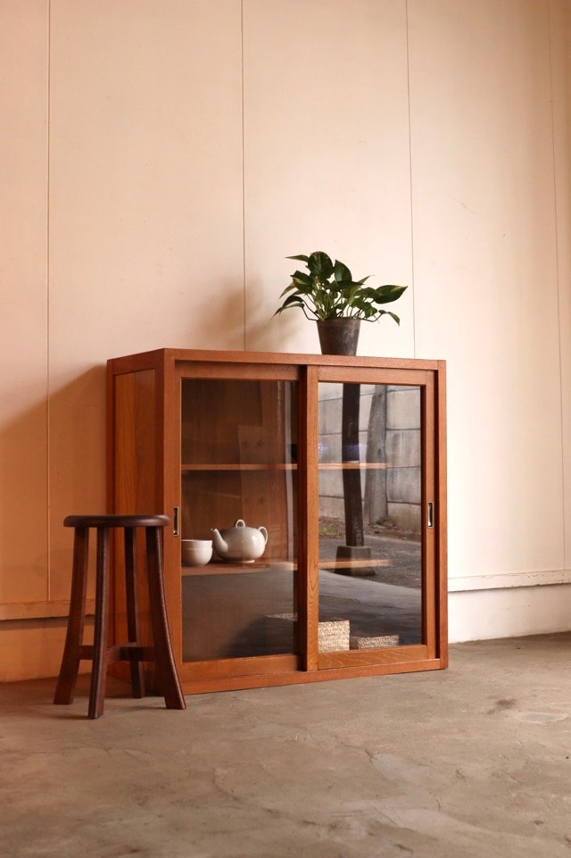 引戸棚/水屋箪笥,ガラス引戸棚 | 古家具古道具 そうすけ