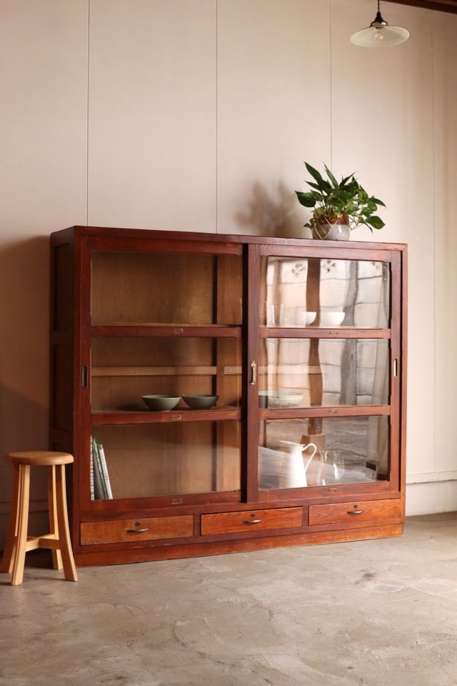 引戸棚/水屋箪笥,ガラス引戸棚 | 古家具古道具 そうすけ