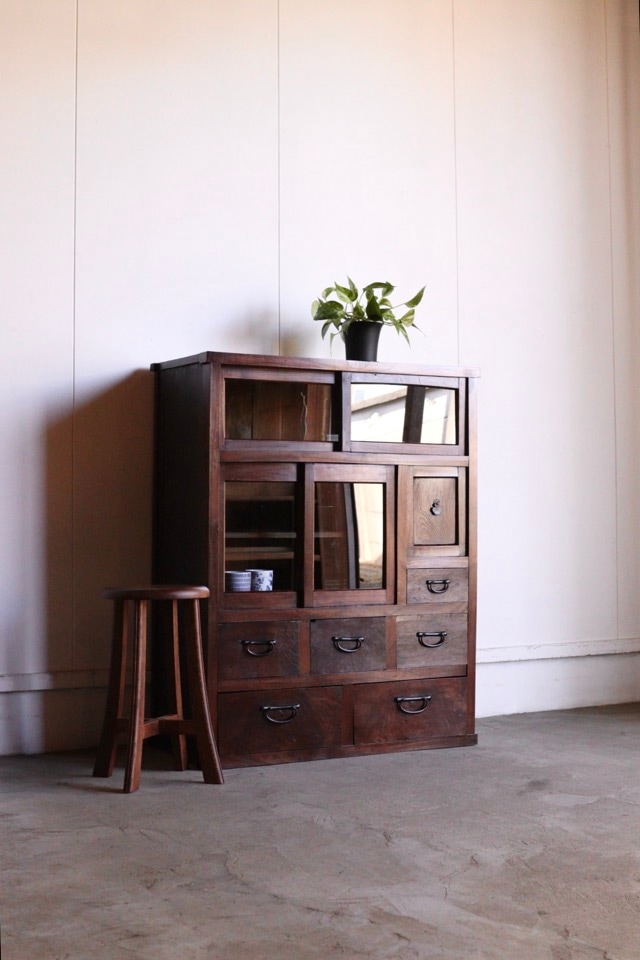 引戸棚/水屋箪笥,ガラス引戸棚 | 古家具古道具 そうすけ