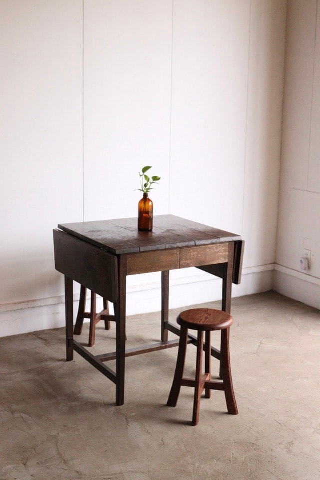 バタフライテーブル