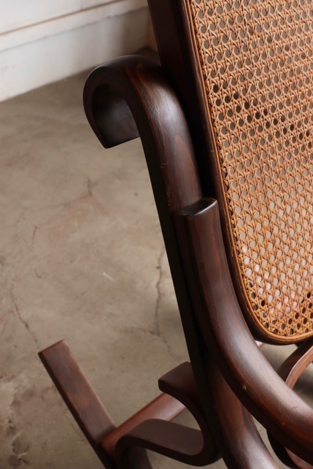 レトロ　ヴィンテージ　古道具　古家具　ロッキングチェア　椅子　木製 ヴィンテージ ロッキングチェア 木製 飛騨産業 古道具 - メルカリ