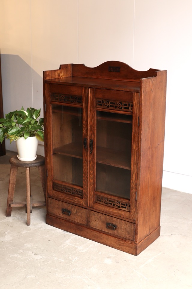 puku様　古いガラス戸棚 ガラス戸棚 | 全ての商品 - 古家具古道具 そうすけ