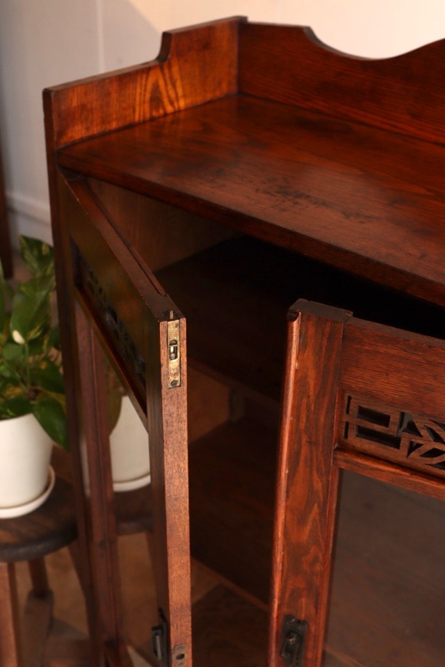 ガラス戸棚 | 全ての商品 - 古家具古道具 そうすけ