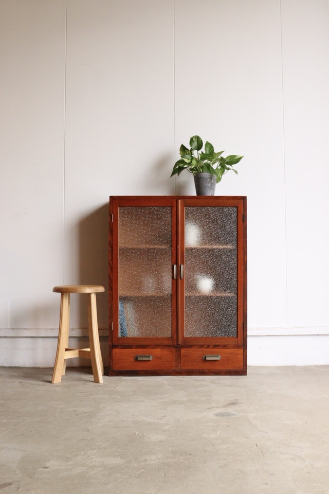 ダイヤガラスの戸棚 | 全ての商品 - 古家具古道具 そうすけ