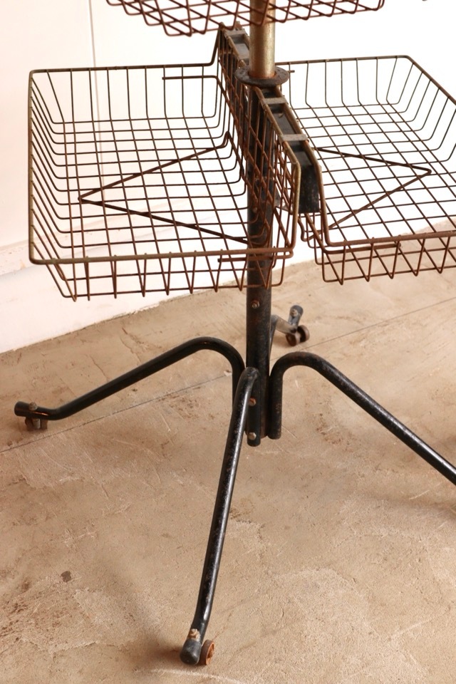 ワイヤーラック