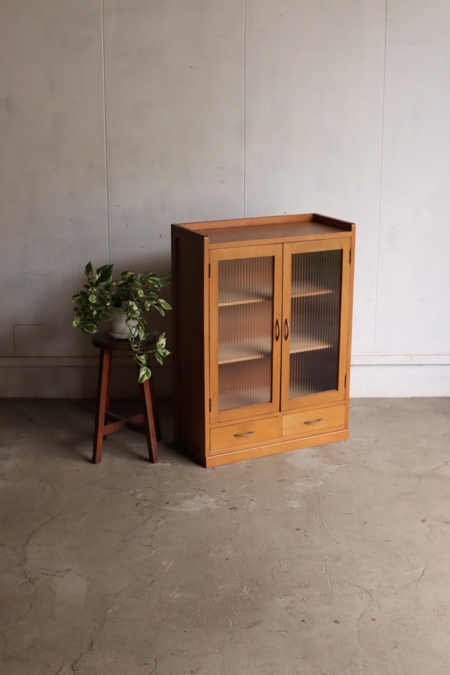 モールガラスの戸棚 | 全ての商品 - 古家具古道具 そうすけ