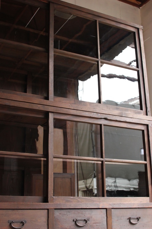 昭和 レトロ アンティーク ヴィンテージ 古道具 箪笥 引き出し ガラス戸棚 昭和 レトロ アンティーク ヴィンテージ 古道具 箪笥 引き出し ガラス戸棚