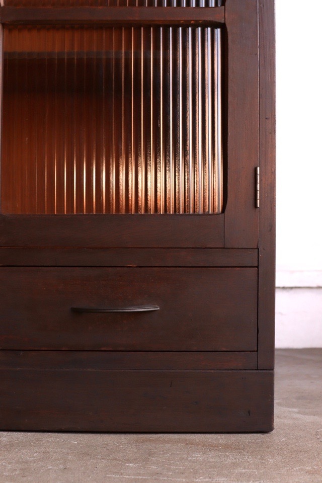 モールガラス戸棚