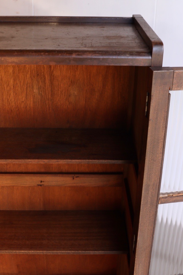 モールガラス戸棚