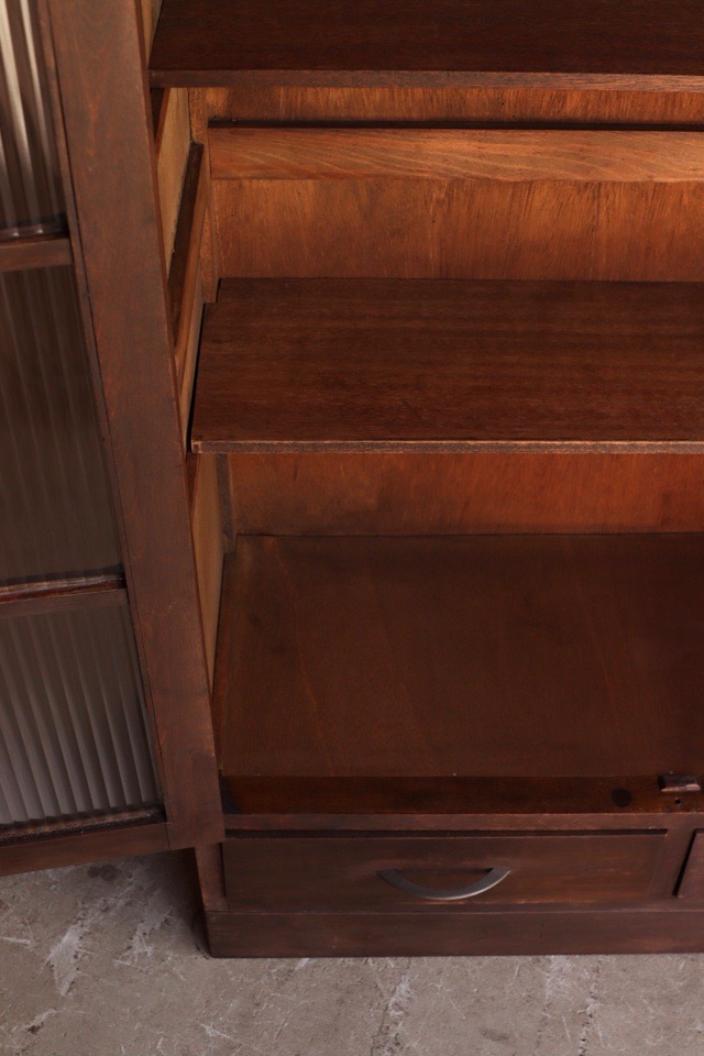 モールガラス戸棚