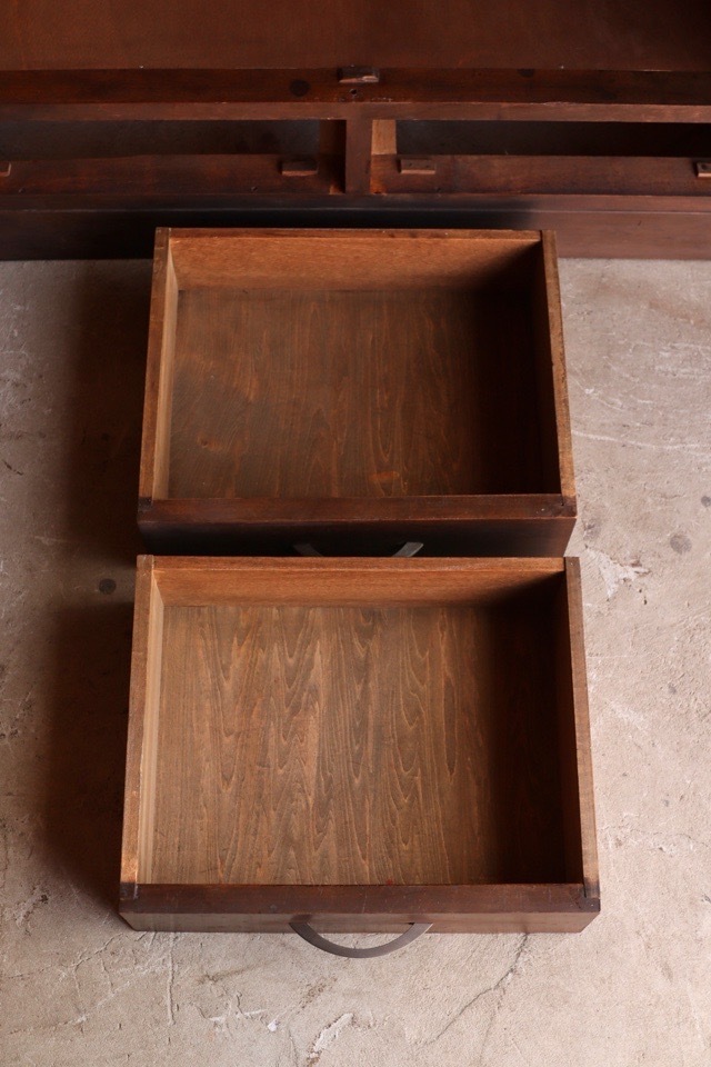 モールガラス戸棚