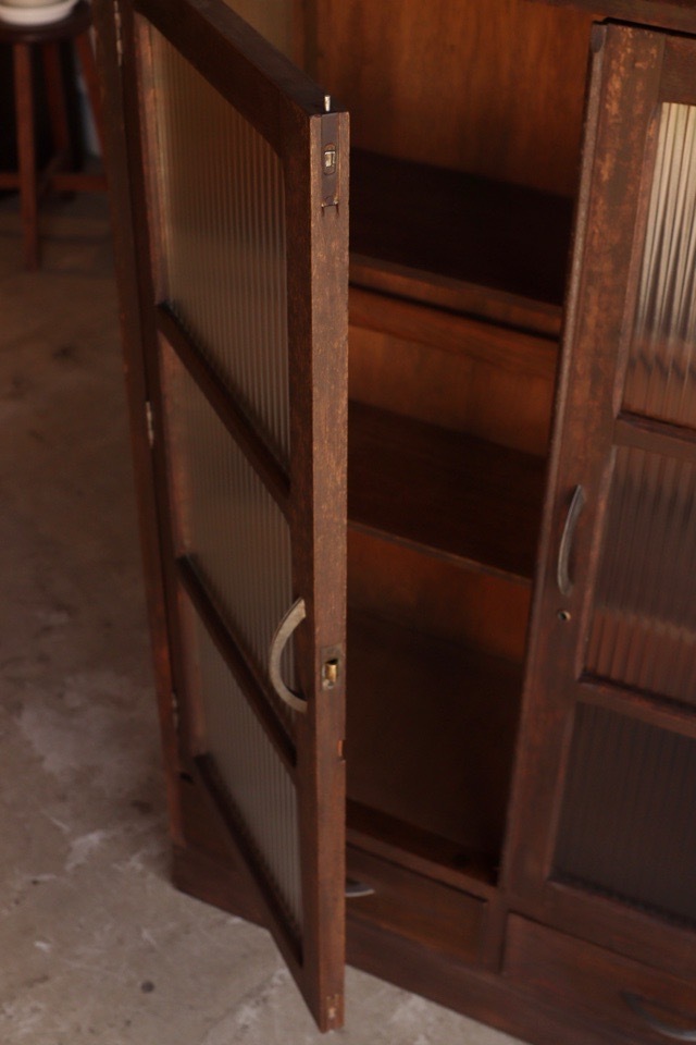 モールガラス戸棚