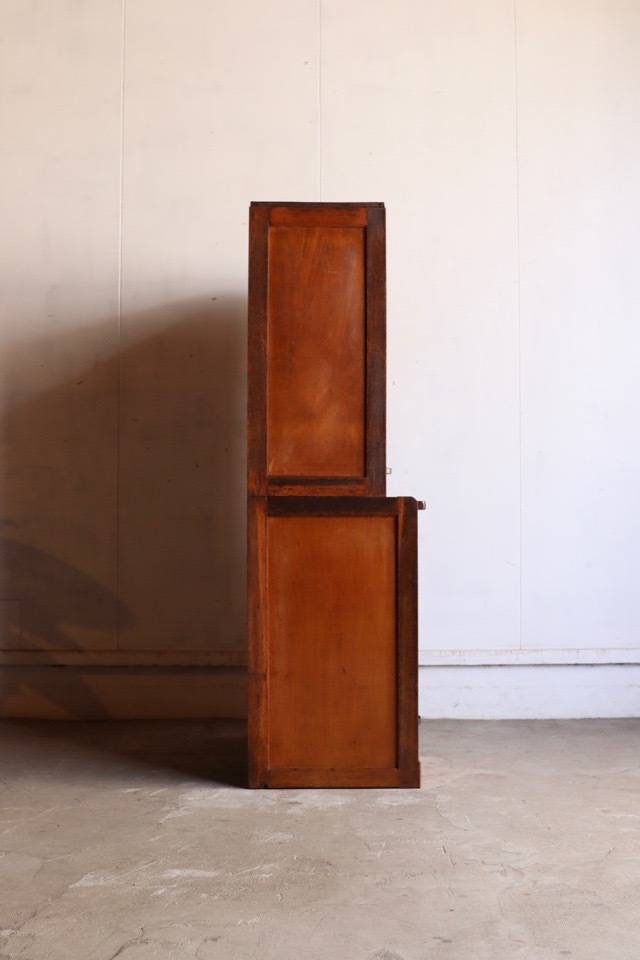 モールガラスの食器棚 | 全ての商品 - 古家具古道具 そうすけ