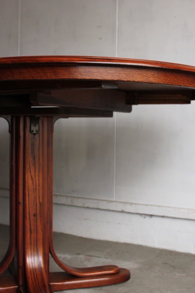 エクステンションテーブル