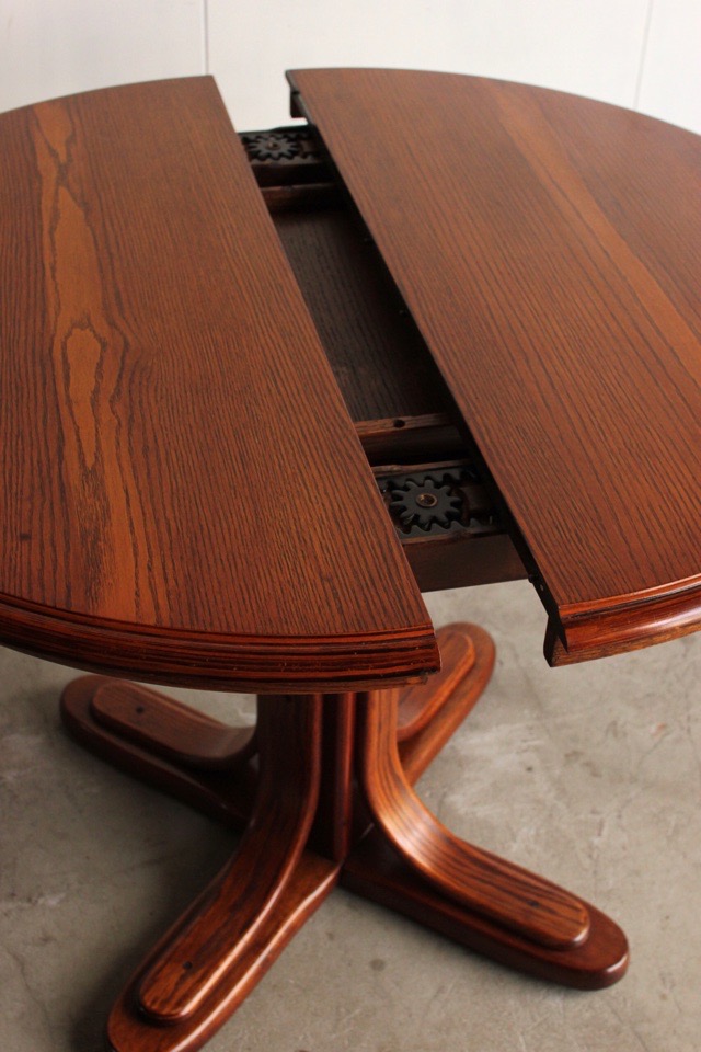 エクステンションテーブル