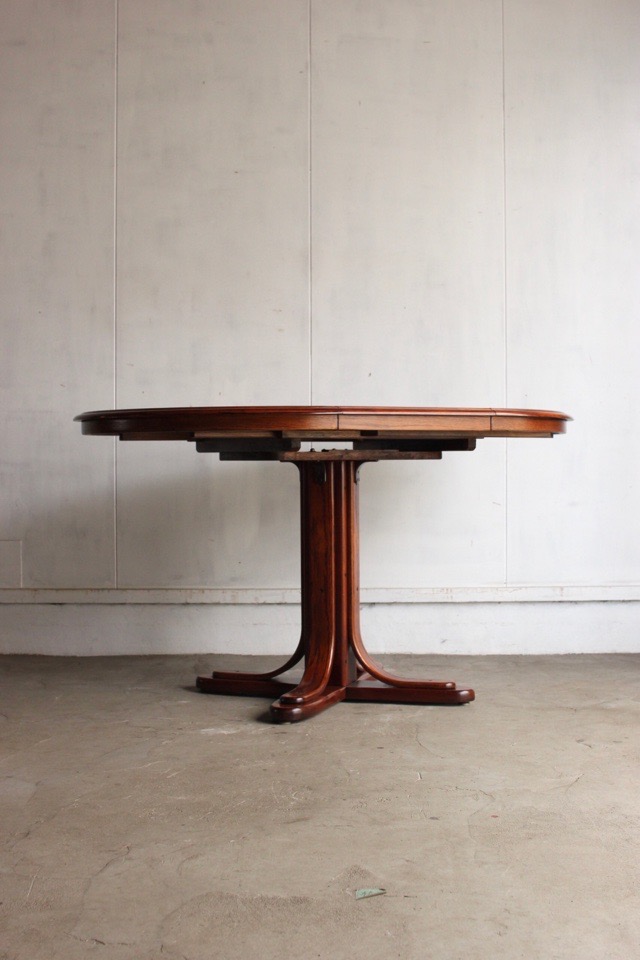 エクステンションテーブル