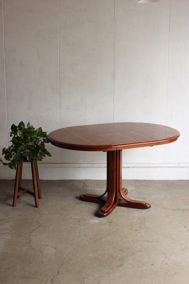 エクステンションテーブル