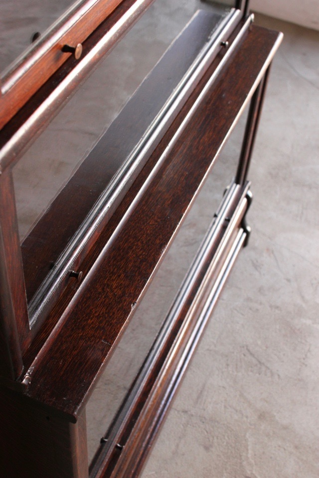 スタッキングブックシェルフ