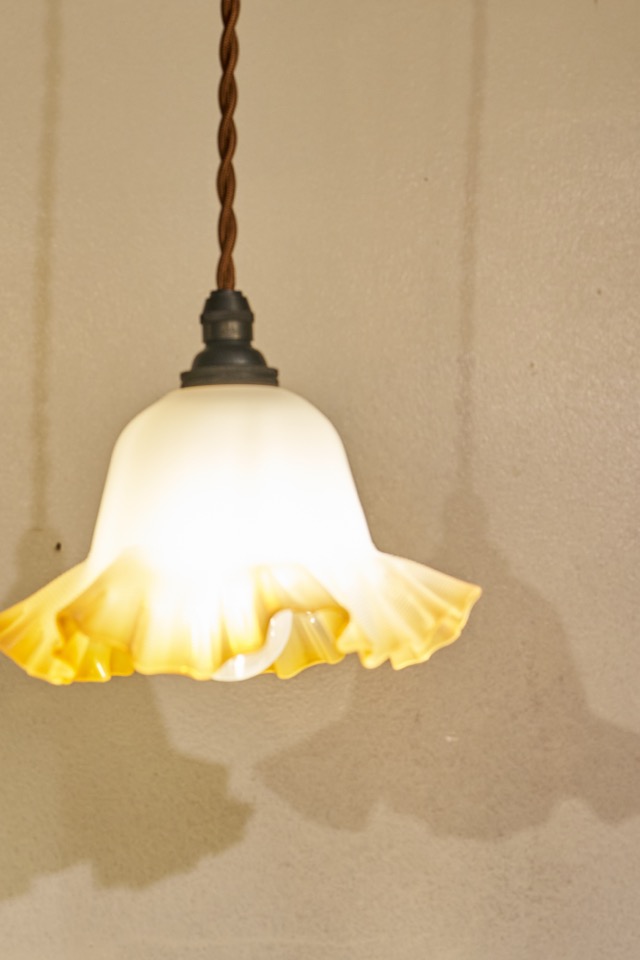 照明　【オレンジフリル】