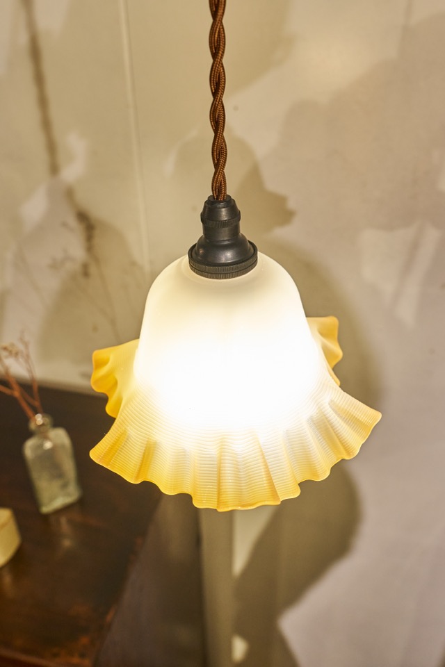 照明　【オレンジフリル】