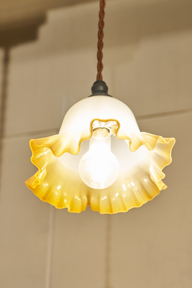 照明　【オレンジフリル】