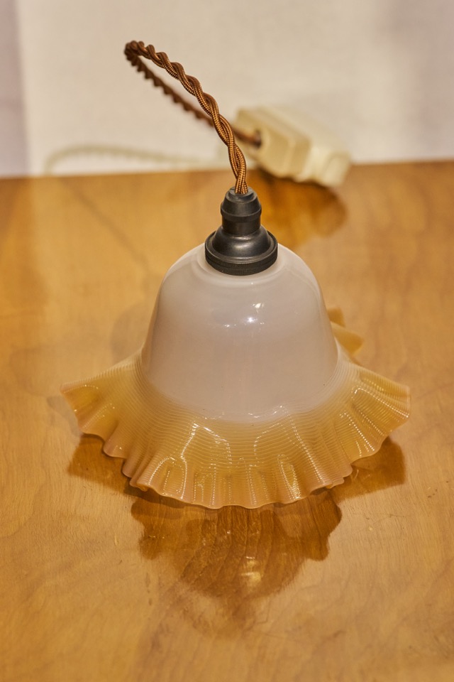 照明　【オレンジフリル】