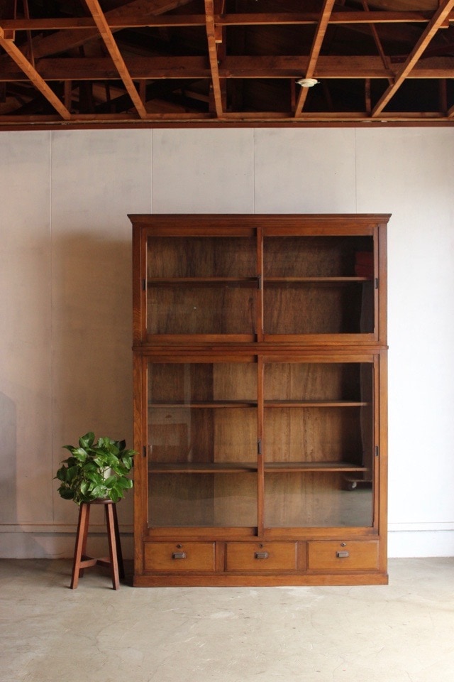 和家具　古家具　水屋箪笥　収納棚 水屋箪笥 食器棚 カップボード 収納棚 欅 檜 アンティーク 古