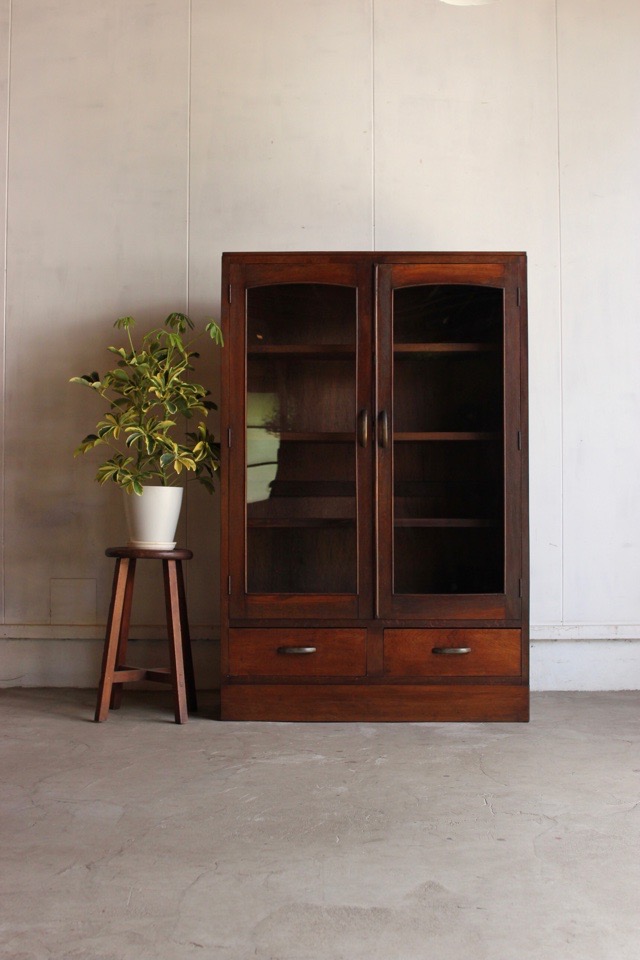 ガラス戸棚 | 全ての商品 - 古家具古道具 そうすけ