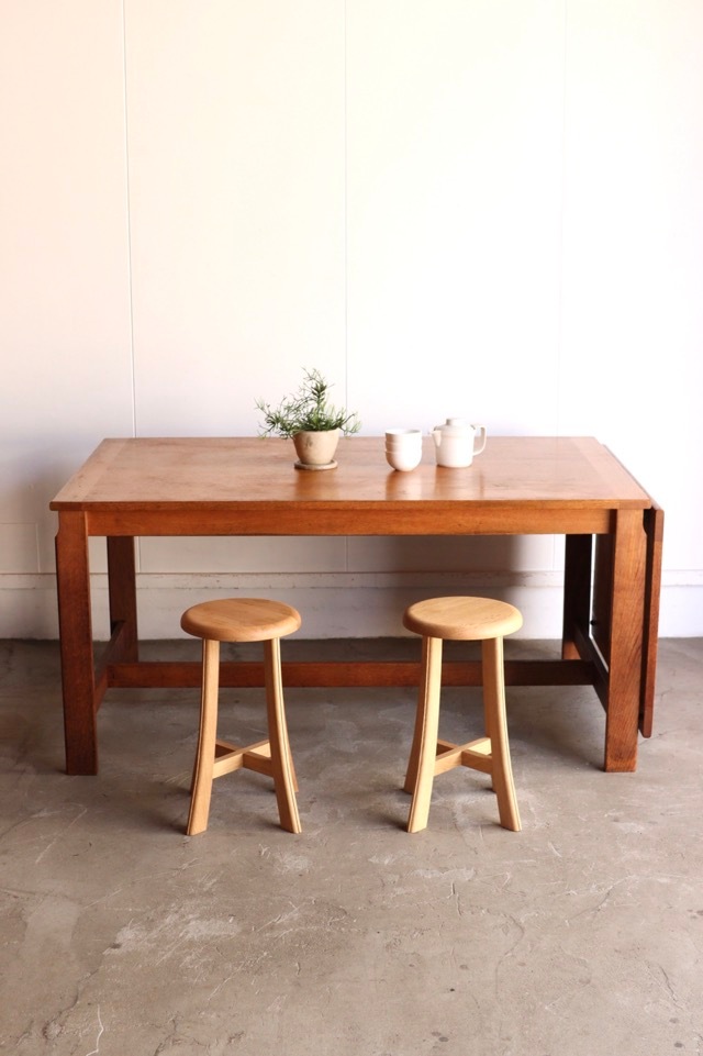 バタフライテーブル